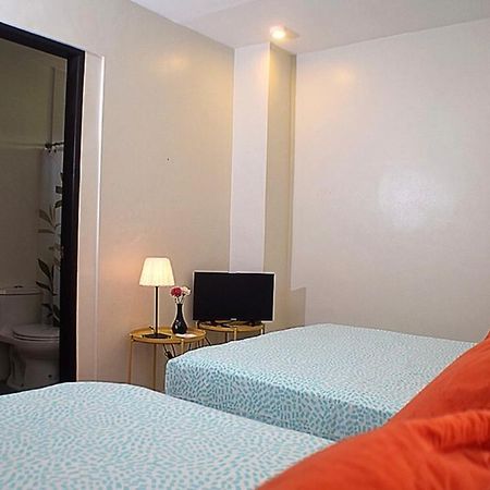 The Guest House Laoag Buitenkant foto